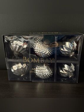 NEW Bombay Silver Hand Painted 6-Pack Glass Ornament Set Made in India